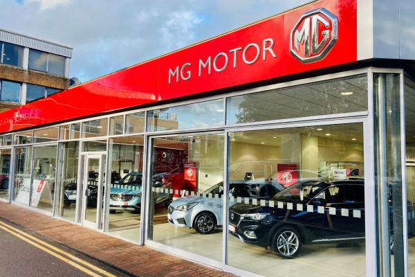 Bristol Street MG Beaconsfield opens its doors