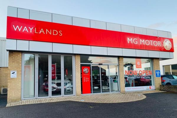 Waylands MG opens in Oxford